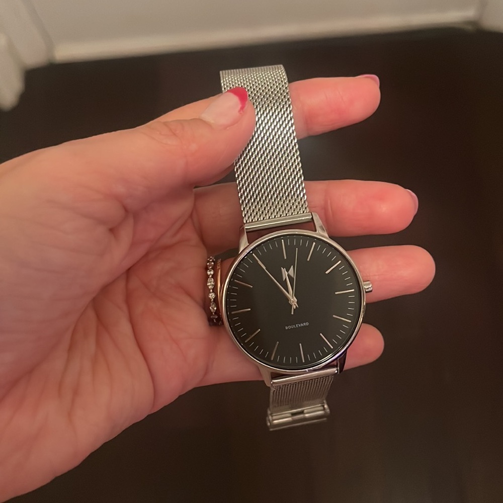 MVMT WATCH only worn a handful of times